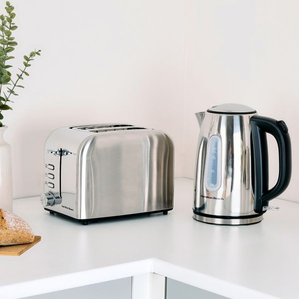 Hamilton Beach Rise Polished Kettle and 2 Slice Toaster